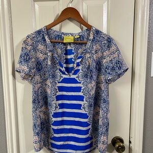 Maeve for Anthropologie blue and white mixed print 100% silk short-sleeve blouse